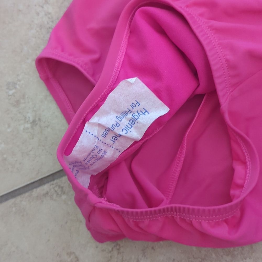 NWT Nike Girls Pink Racerback One Piece Swimsuit - L - Picture 4 of 8